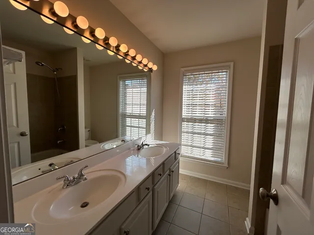 $2,395 | 706 Oracle Drive Northeast, Lawrenceville, GA 30043