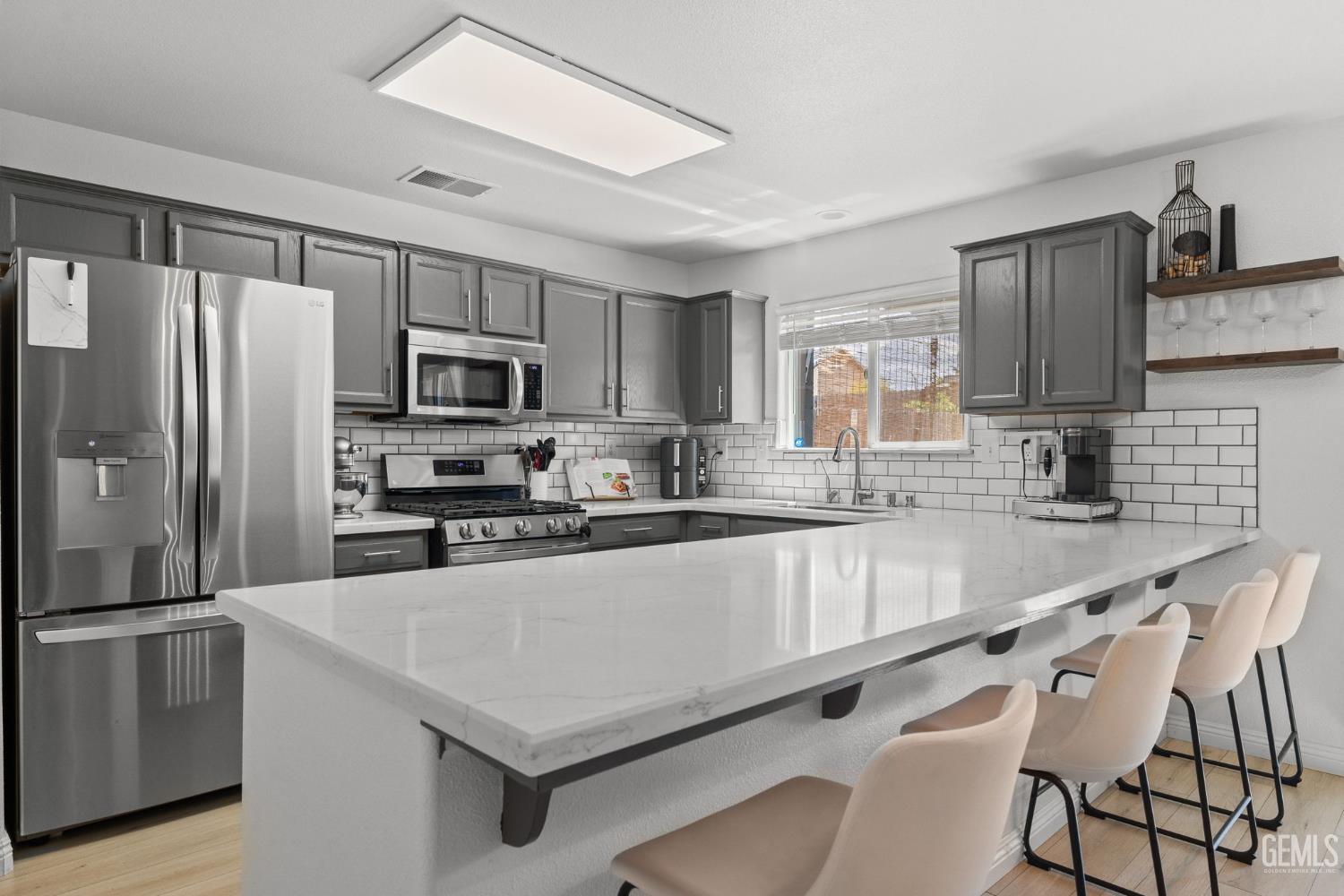 Undisclosed Address Bakersfield, CA 93312 - Photo 15 of 41