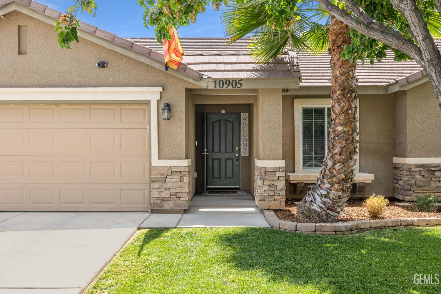 Undisclosed Address Bakersfield, CA 93312 - Photo 3 of 41