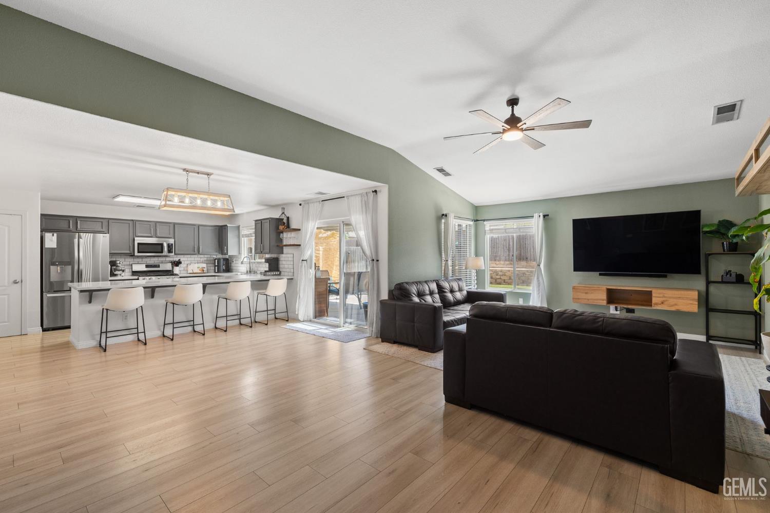 Undisclosed Address Bakersfield, CA 93312 - Photo 8 of 41