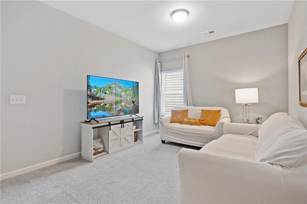 103 Waterside Drive Calhoun, GA 30701 - Photo 21 of 48 a living room with furniture