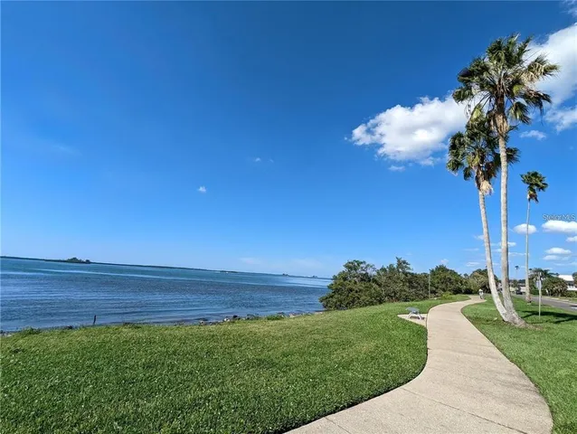 $2,000 | 1922 Springtime Avenue, Clearwater, FL 33755