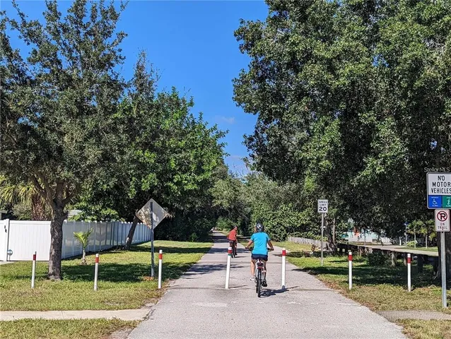 $1,925 | 1922 Springtime Avenue, Clearwater, FL 33755