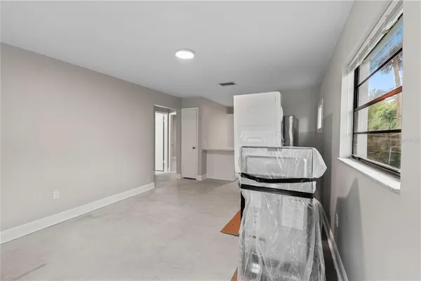 $1,800 | 1922 Springtime Avenue, Clearwater, FL 33755