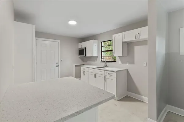 $1,800 | 1922 Springtime Avenue, Clearwater, FL 33755
