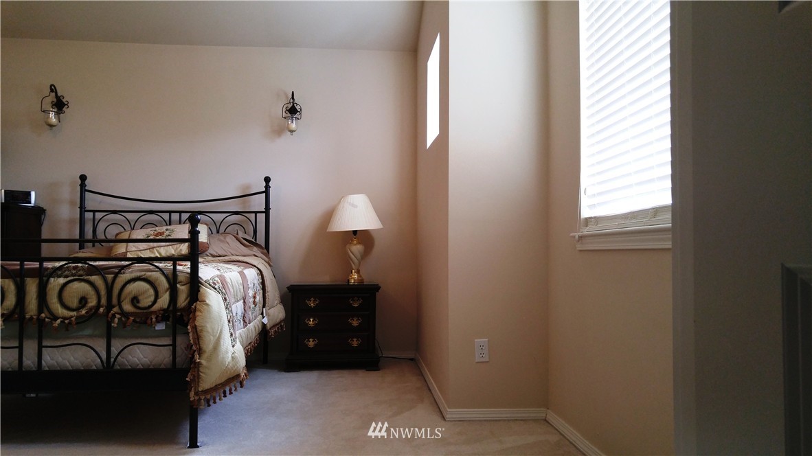 111 202nd Street Southeast Bothell, WA 98012 - Photo 13 of 20