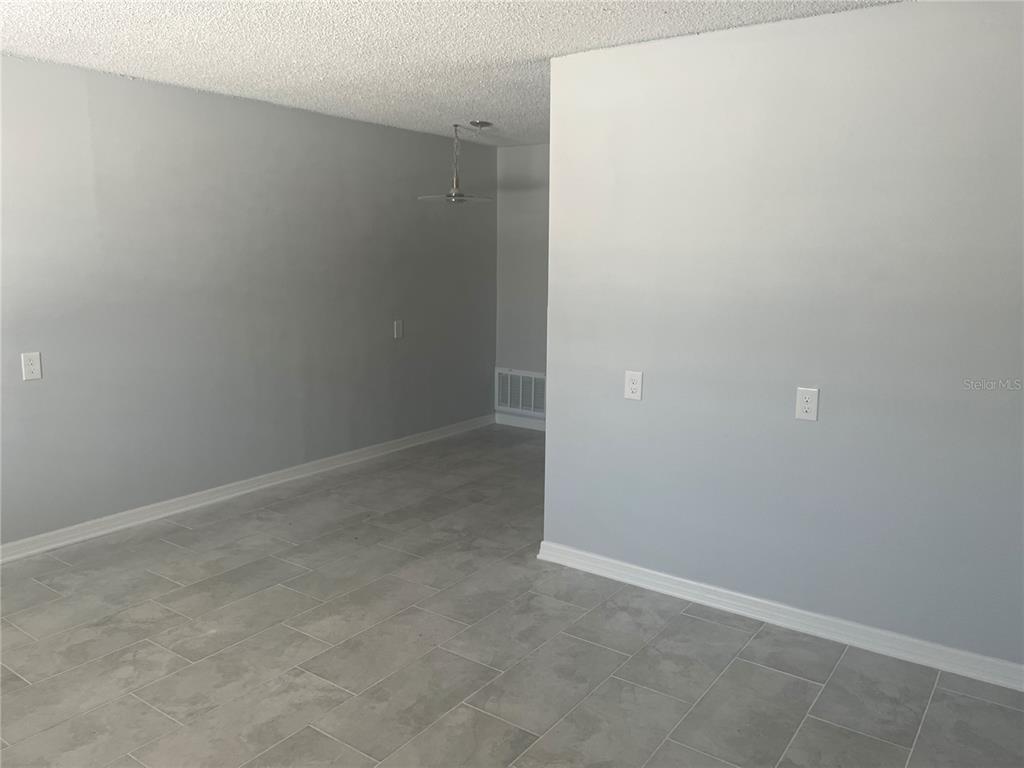 4945 Elkner Street New Port Richey, FL 34652 - Photo 4 of 27