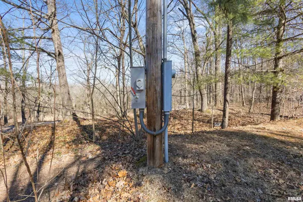 $233,000 | 265 Moss Lane, Dongola, IL 62926