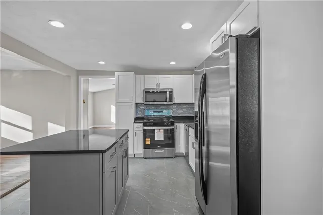 $449,900 | 38 Bowman Drive, Warwick, RI 02889