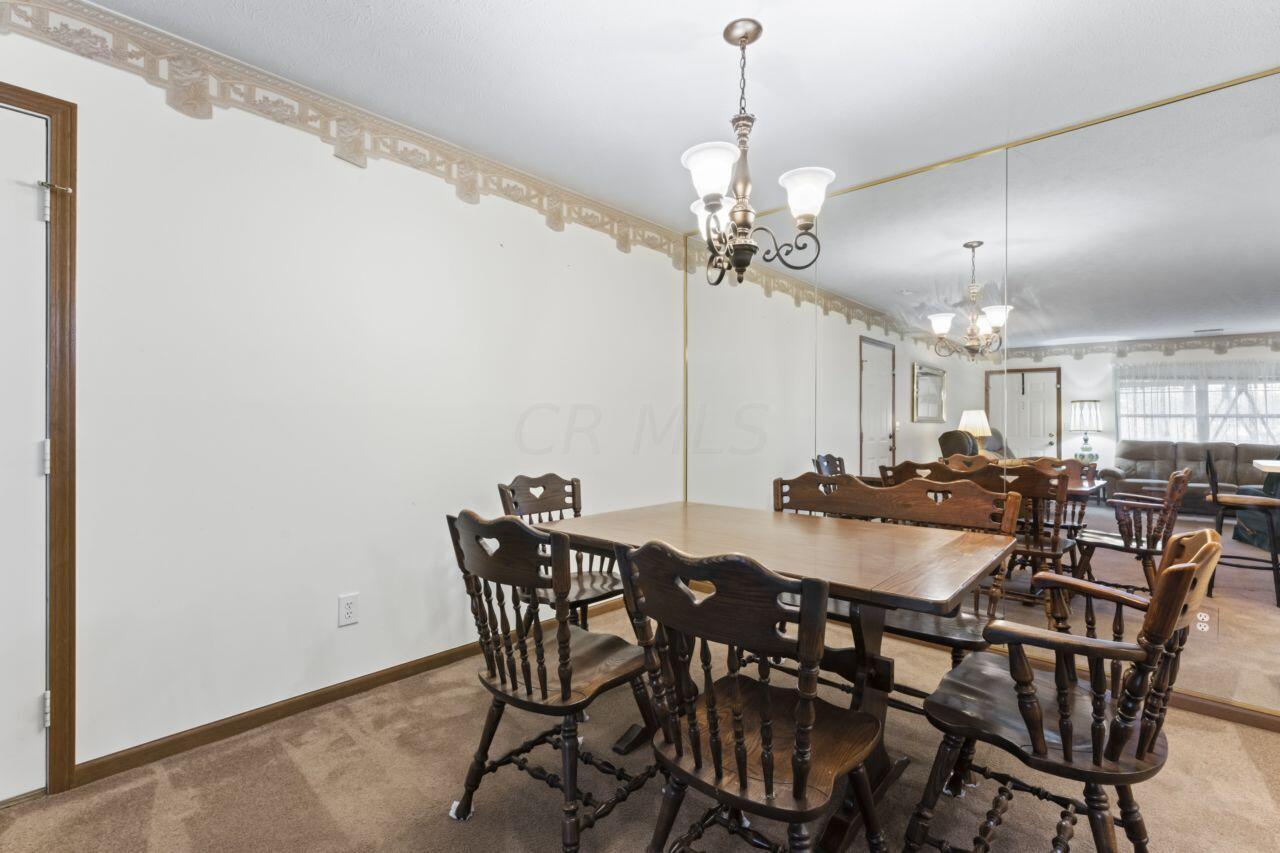 279 Goose Pond Road, Unit C Newark, OH 43055 - Photo 4 of 25 Kitchen