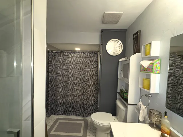 $295,000 | 2115 Jasmine Drive, Crest Hill, IL 60403