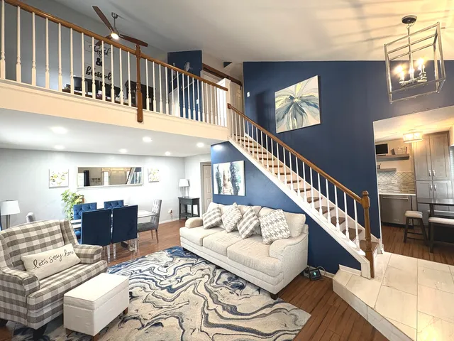 $295,000 | 2115 Jasmine Drive, Crest Hill, IL 60403