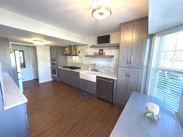 $295,000 | 2115 Jasmine Drive, Crest Hill, IL 60403