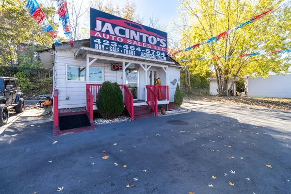 $1,500,000 | 402 Inman Street East, Cleveland, TN 37311