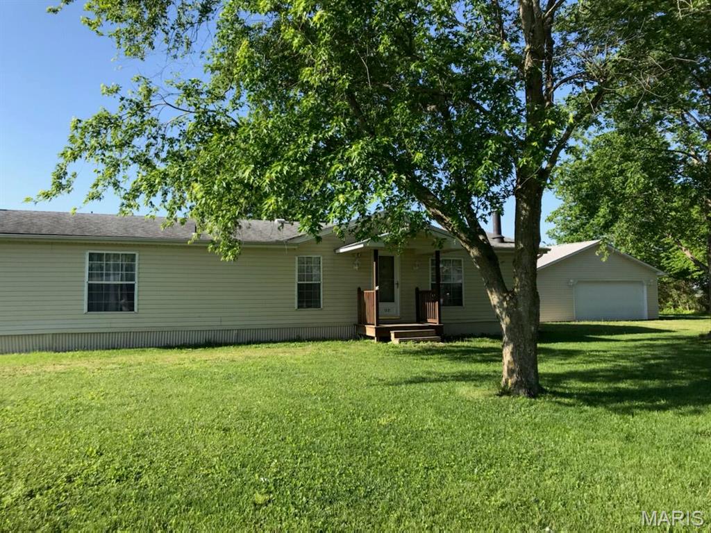 1221 Mary Irene Road New Baden, IL 62265 - Photo 18 of 18