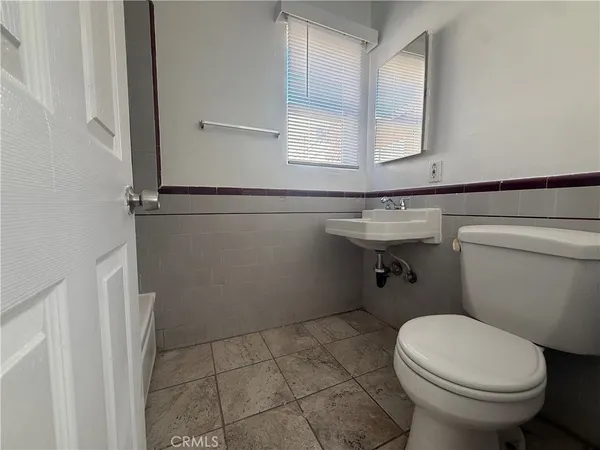 $1,500 | 4387 West 134th Street, Unit G, Hawthorne, CA 90250