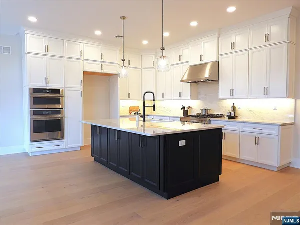 $1,369,000 | 72 Woodmont Circle, River Vale, NJ 07675