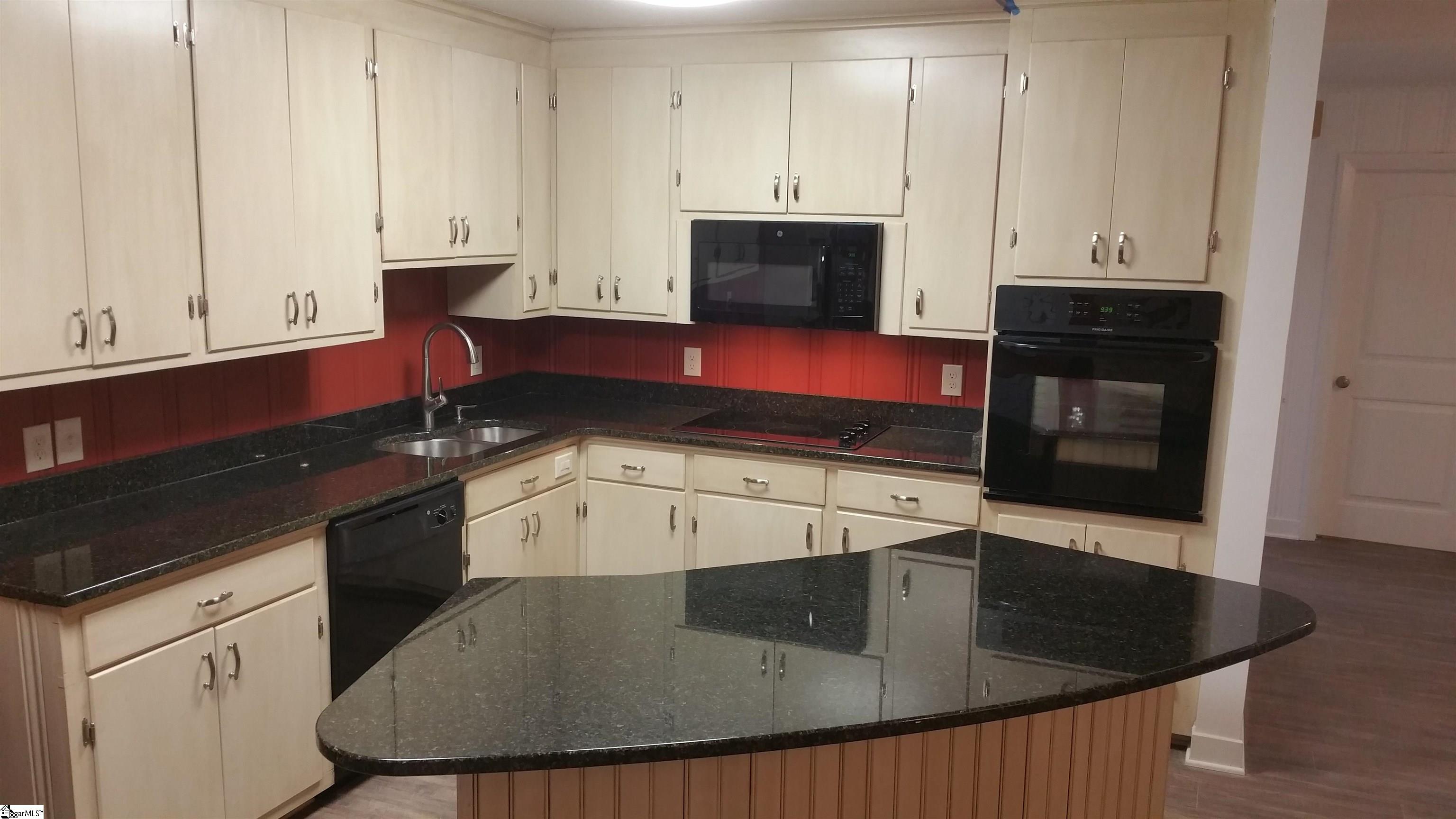 1601 Rutherford Road Greenville, SC 29609 - Photo 2 of 15