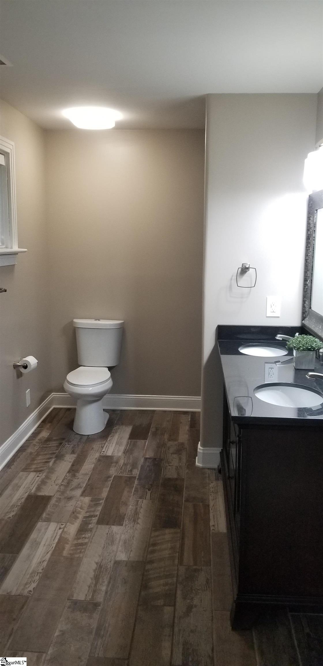 1601 Rutherford Road Greenville, SC 29609 - Photo 10 of 15