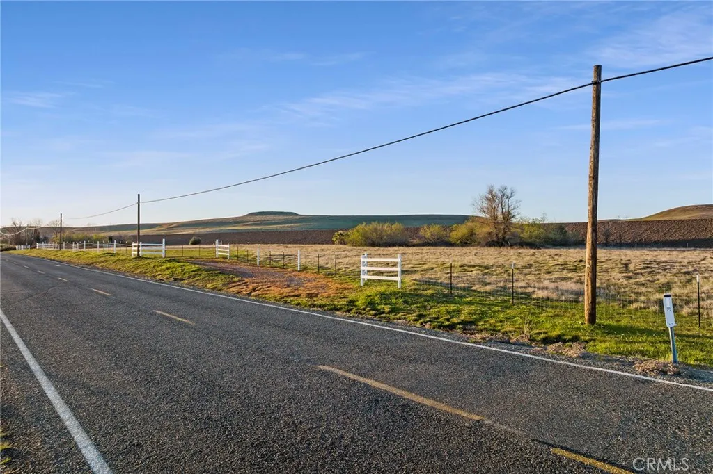 0 Nelson Oroville, CA 95965 - Photo 2 of 23 a view of a water with an ocean view