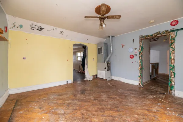 $75,000 | 105 West John Street, Durand, MI 48429