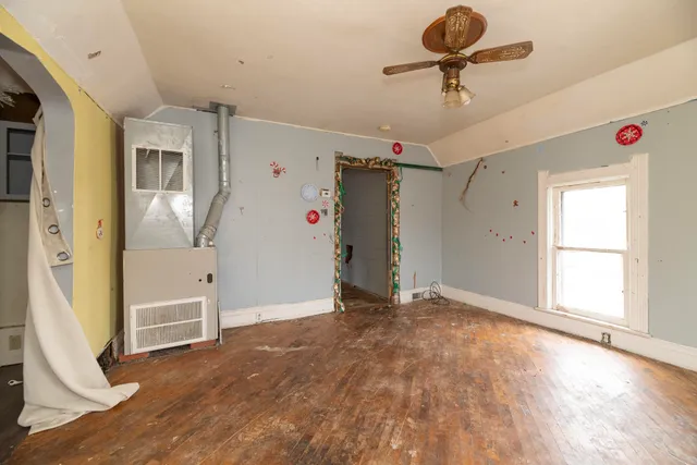 $85,000 | 105 West John Street, Durand, MI 48429