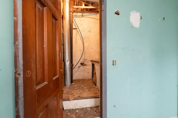 $75,000 | 105 West John Street, Durand, MI 48429