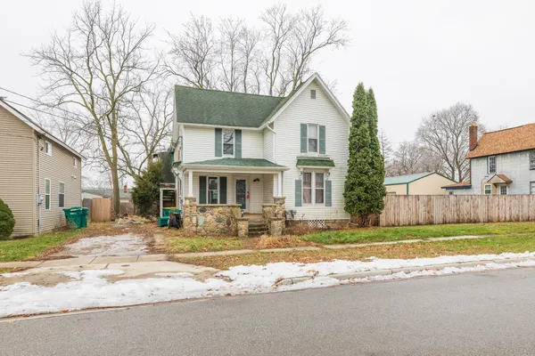 $75,000 | 105 West John Street, Durand, MI 48429