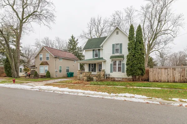 $75,000 | 105 West John Street, Durand, MI 48429