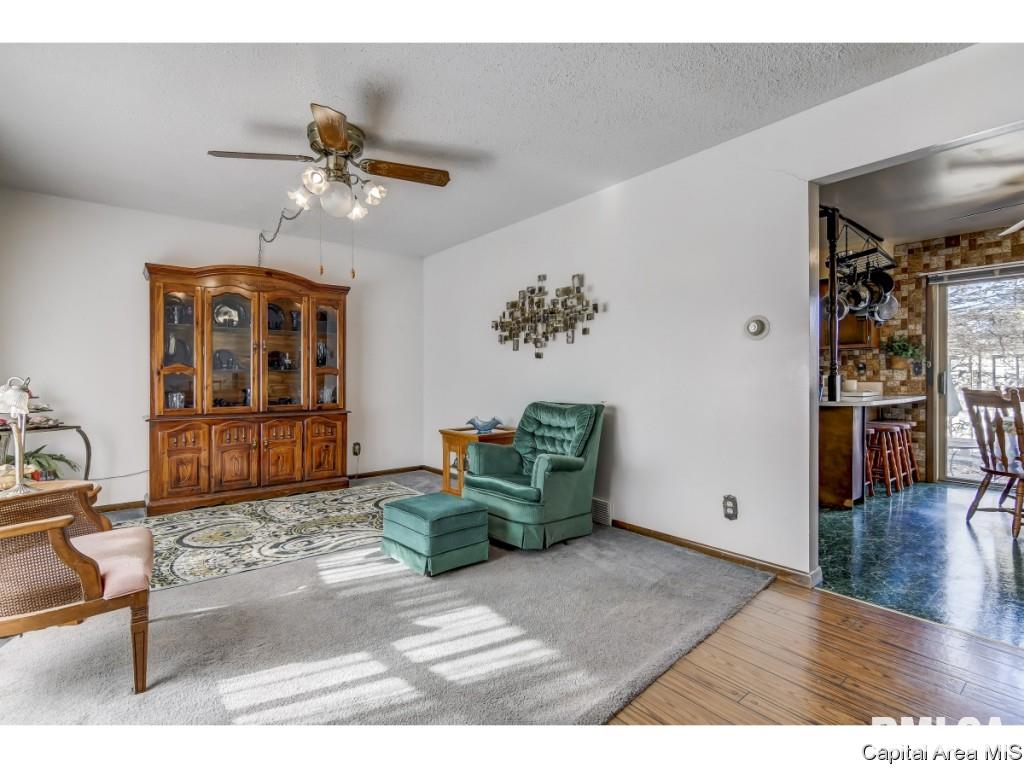 2475 Arrowhead Drive Springfield, IL 62702 - Photo 7 of 25