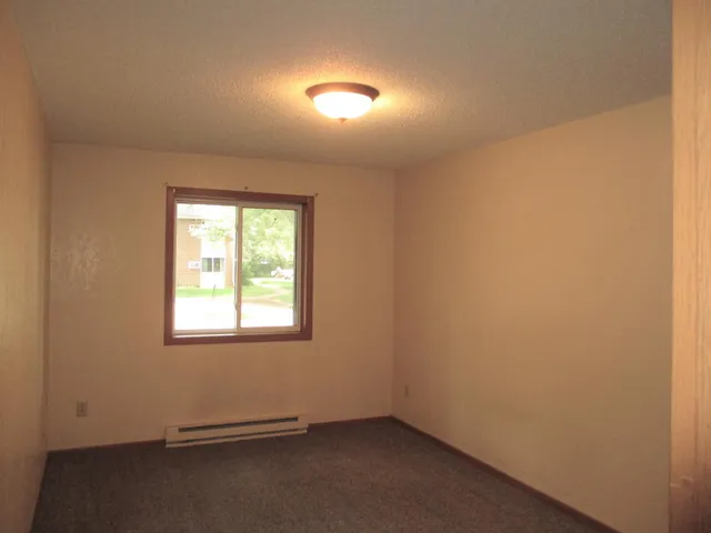 $796 | 126 1st Street Southeast, Unit 14, Ortonville, MN 56278