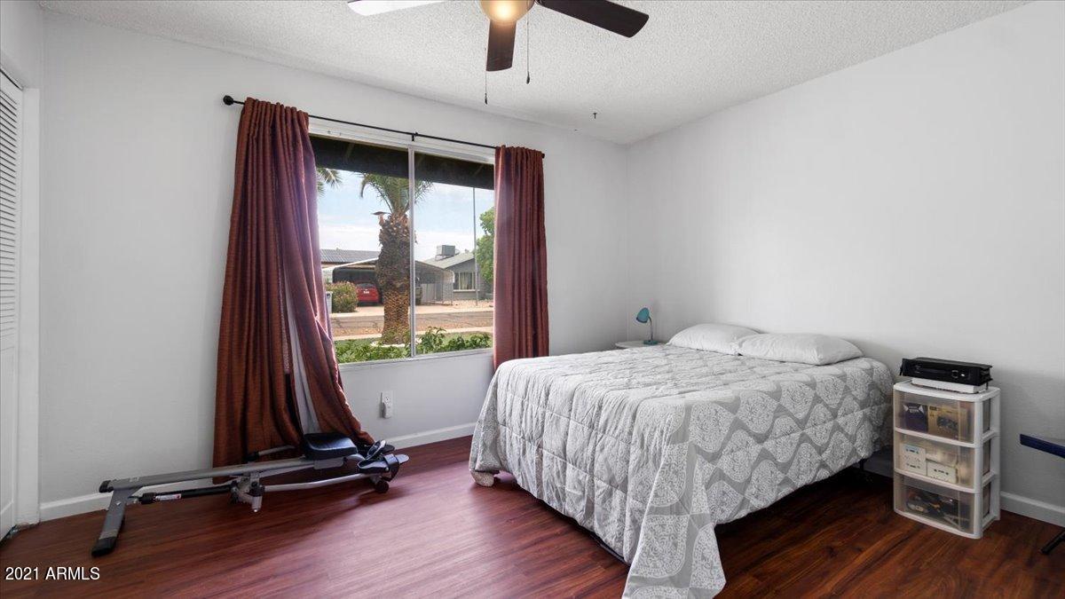 2235 West Charter Oak Road Phoenix, AZ 85029 - Photo 10 of 20 10-Primary Bedroom