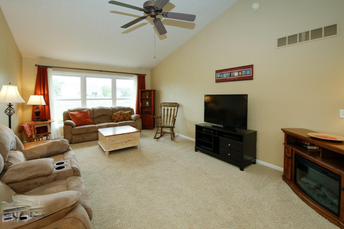 53764 Ridgeview Circle Paw Paw, MI 49079 - Photo 4 of 24 53764 Ridgeview Circle-104