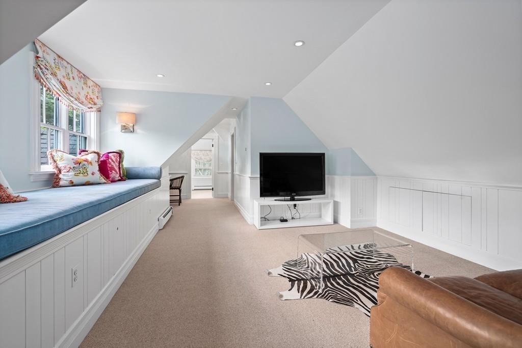 225 Boston Post Road Weston, MA 02493 - Photo 17 of 22