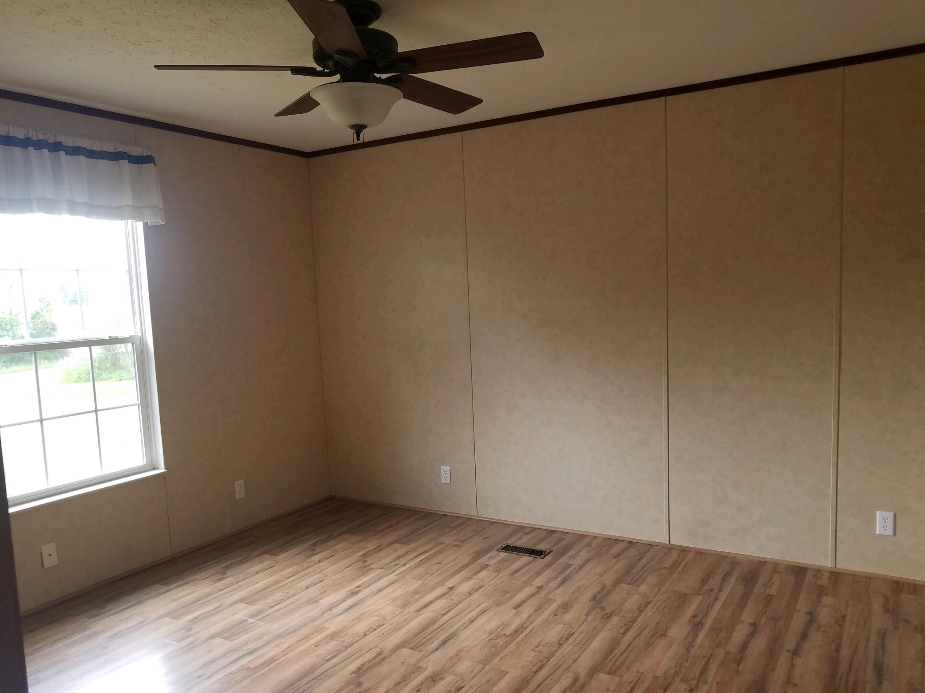 1266 Creston Road Crossville, TN 38571 - Photo 14 of 37 20210519_165359