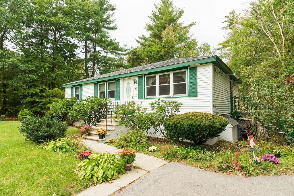7 Todd Drive Townsend, MA 01469 - Photo 1 of 27
