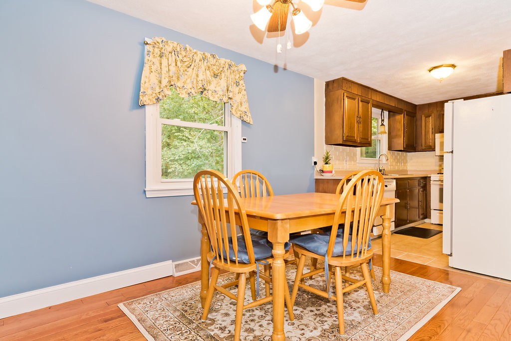 7 Todd Drive Townsend, MA 01469 - Photo 13 of 27
