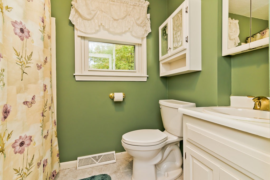 7 Todd Drive Townsend, MA 01469 - Photo 19 of 27