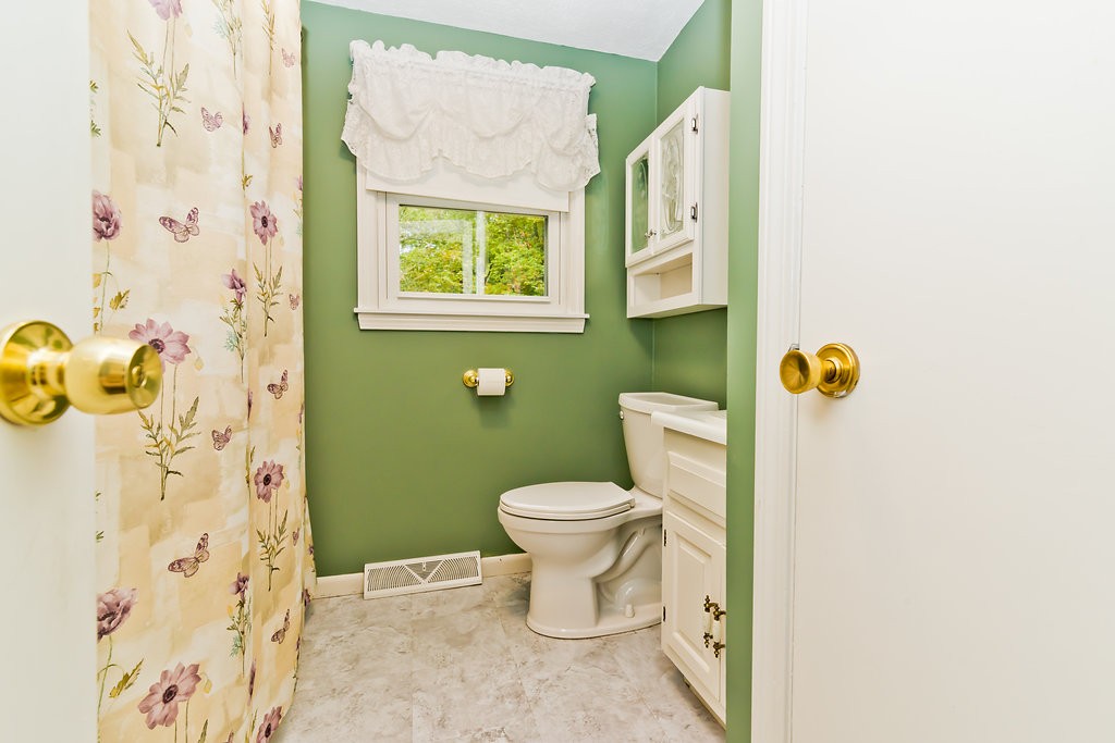 7 Todd Drive Townsend, MA 01469 - Photo 20 of 27