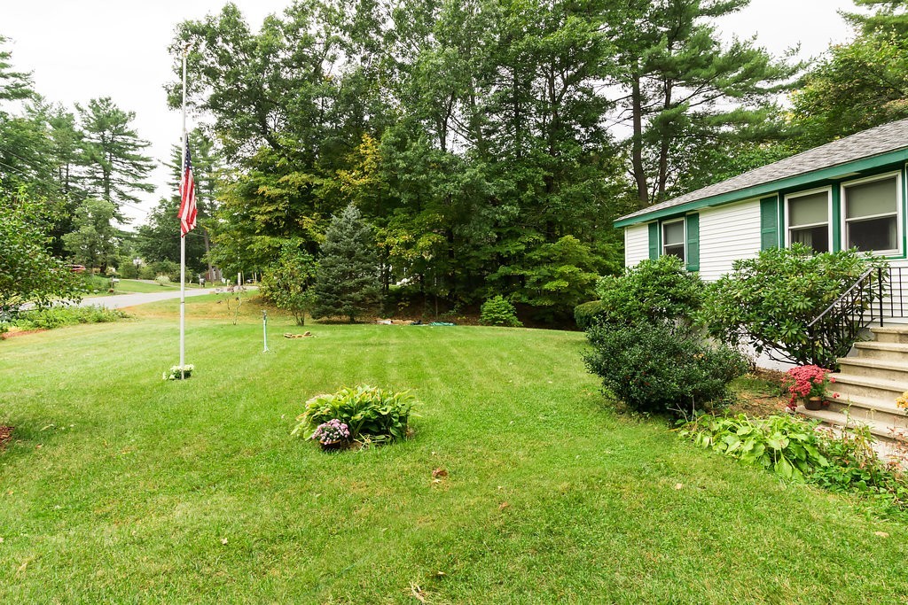7 Todd Drive Townsend, MA 01469 - Photo 2 of 27