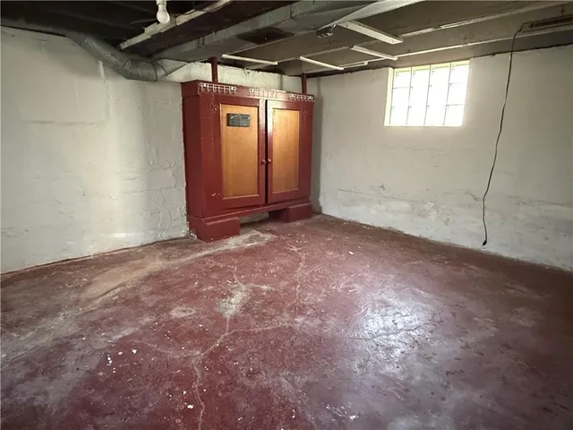 $105,000 | 512 Watson Street, Vandergrift, PA 15690