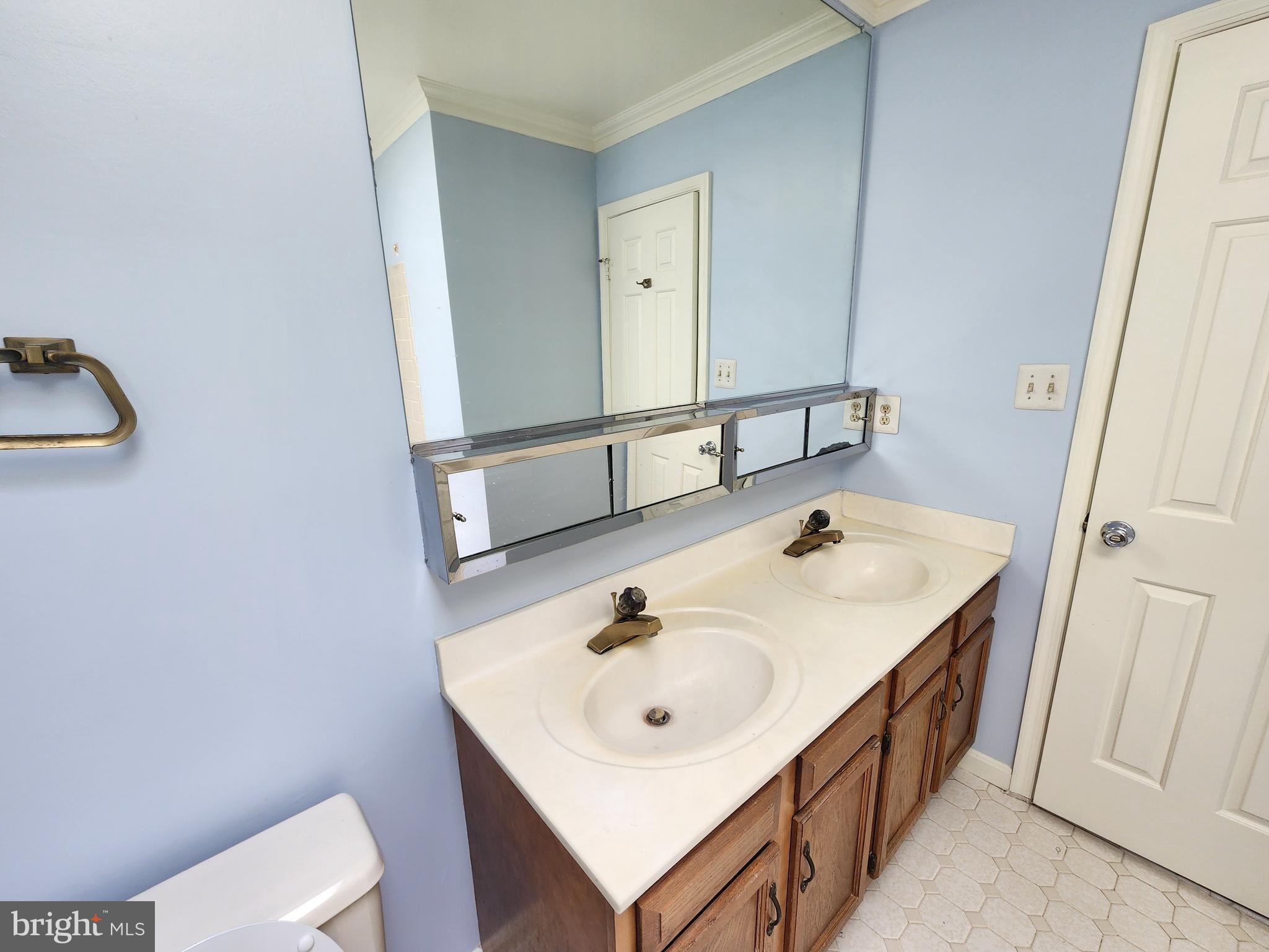 4205 Glenn Dale Road Bowie, MD 20720 - Photo 15 of 23 Primary Bathroom