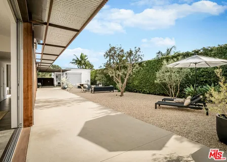 $9,600,000 | 1347 Palms Boulevard, Venice, CA 90291