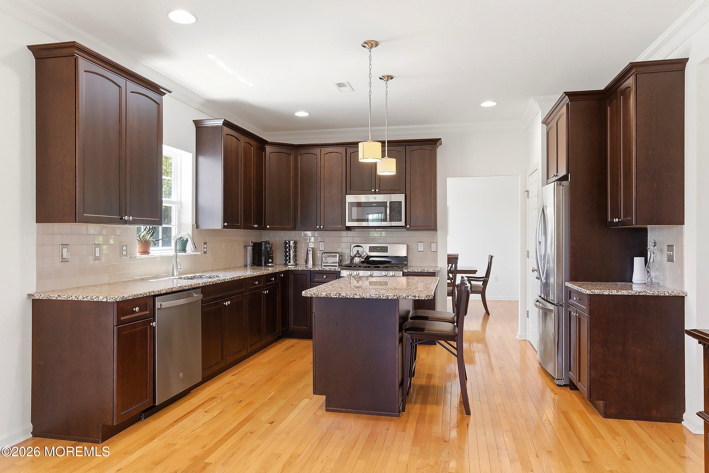 6 Valley Court Cream Ridge, NJ 08514 - Photo 15 of 48 29-Kitchen 1C