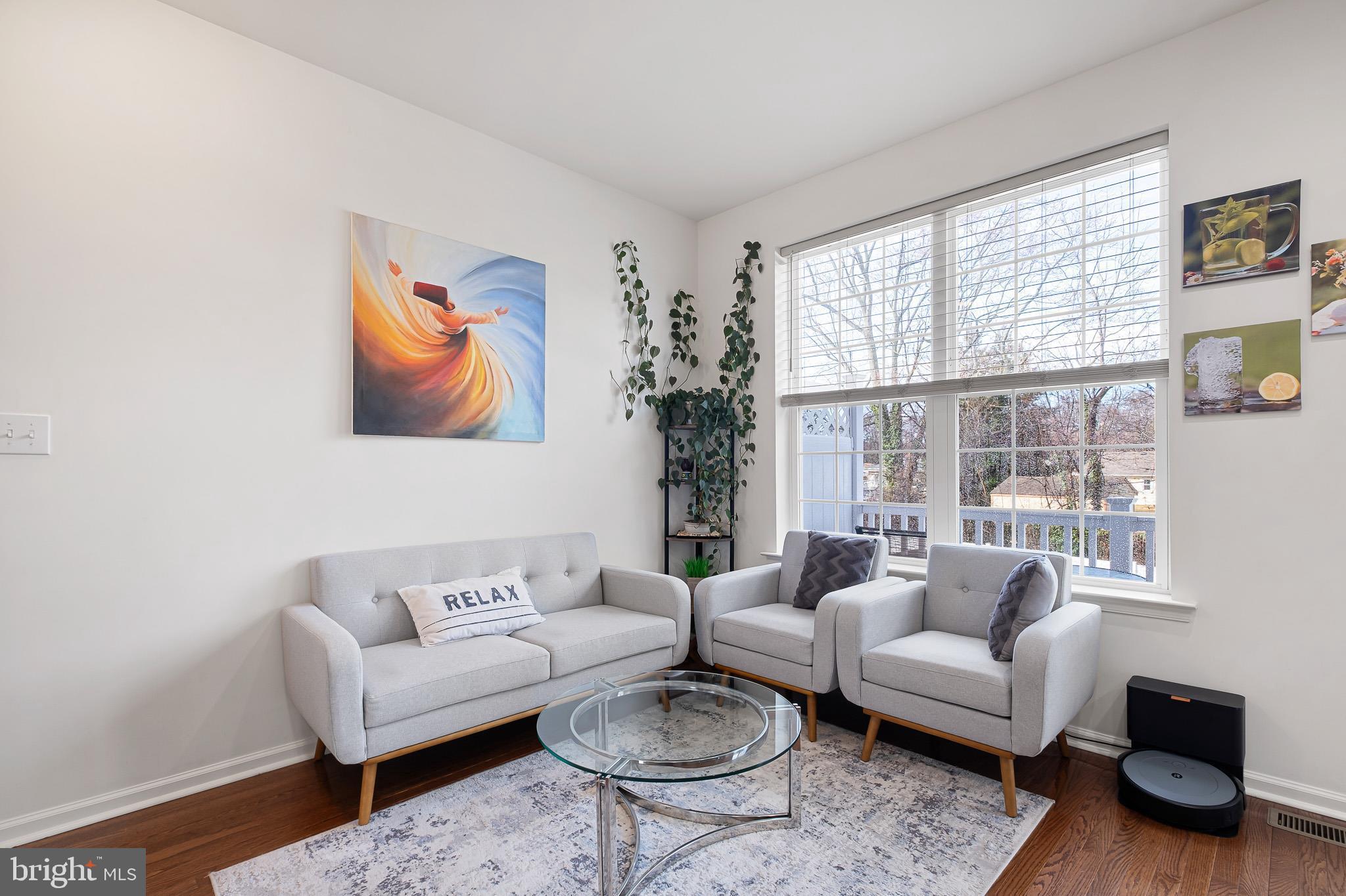 453 Lenape Way Claymont, DE 19703 - Photo 12 of 20 a living room with furniture and a large window