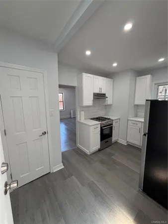 $2,200 | 96-17 69th Avenue | Forest Hills