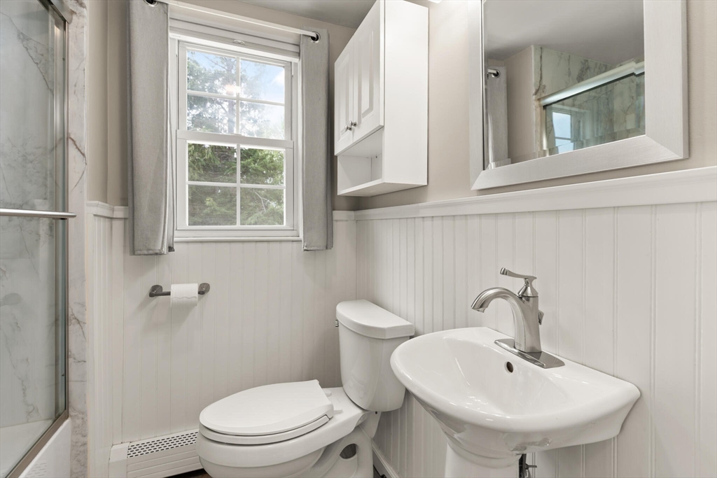 5 James Road Reading, MA 01867 - Photo 19 of 42 Gallery Image 19