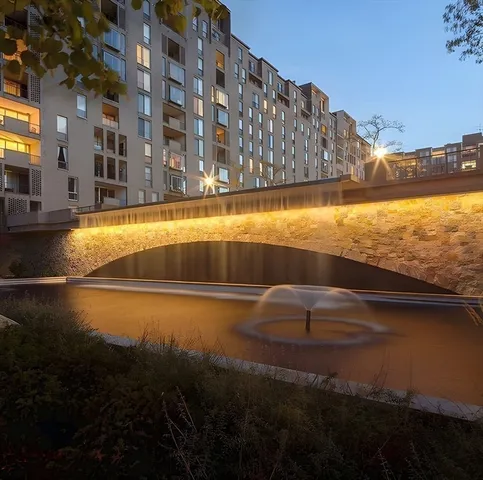 $880,000 | 33 Pond Avenue, Unit 919, Brookline, MA 02445