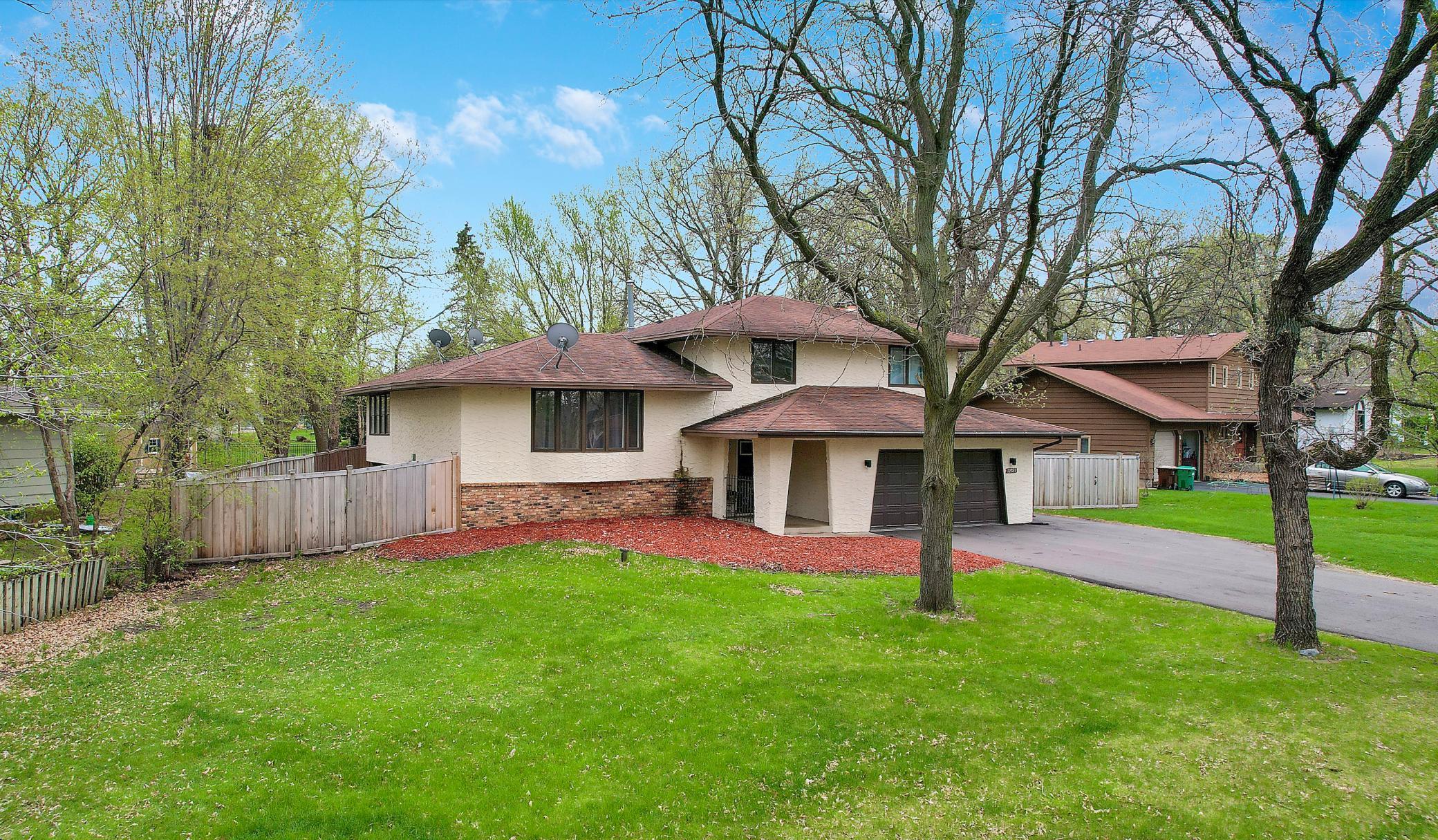 12821 Overlook Road Dayton, MN 55327 - Photo 1 of 39 Gallery Image 1