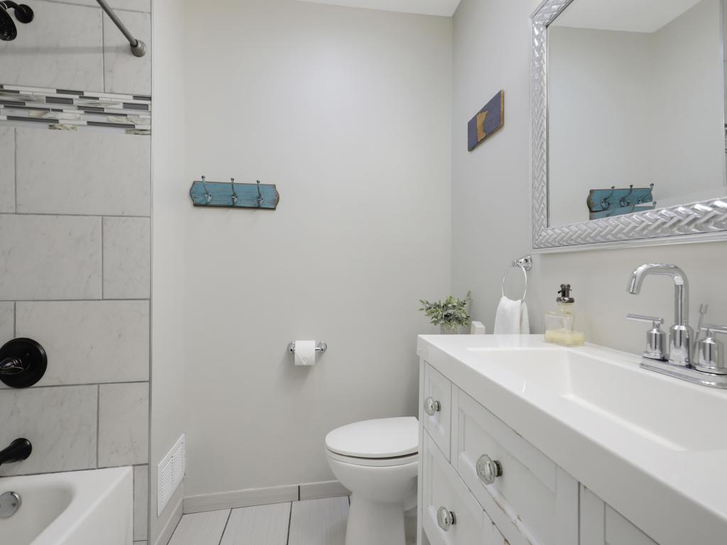 12821 Overlook Road Dayton, MN 55327 - Photo 22 of 39 Gallery Image 22